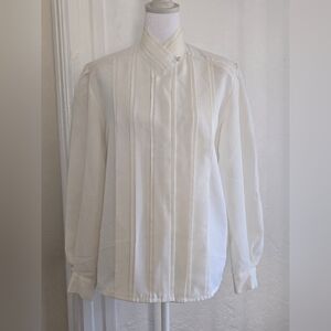 Vintage Yves St. Clair Elegant Cream Button-Accent Blouse